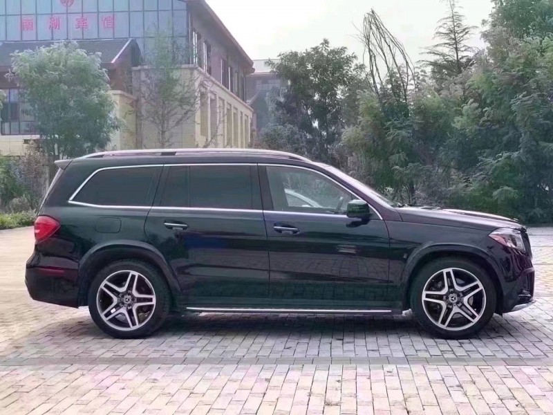 北京19年奔驰GLS8