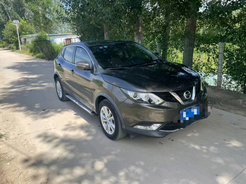 保定17年日产逍客3