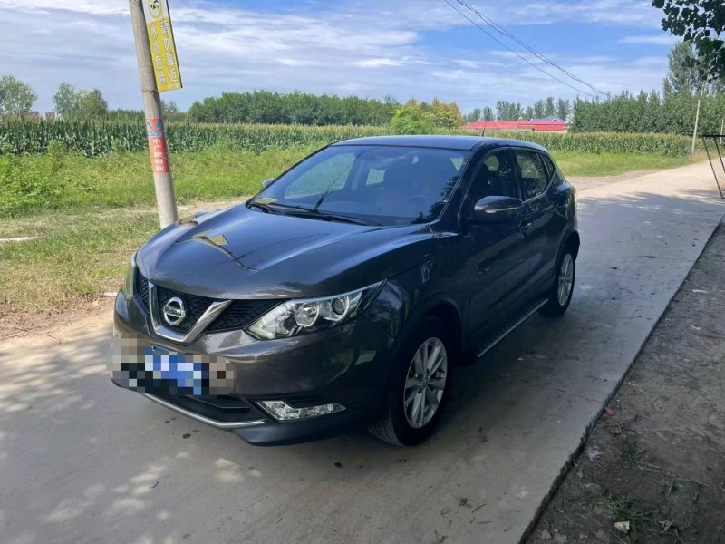 保定17年日产逍客2