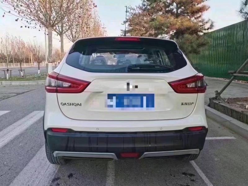 北京22年日产逍客9