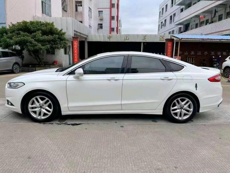 中山16年福特蒙迪欧7