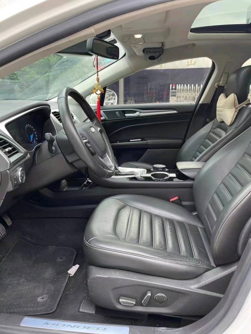 中山16年福特蒙迪欧1