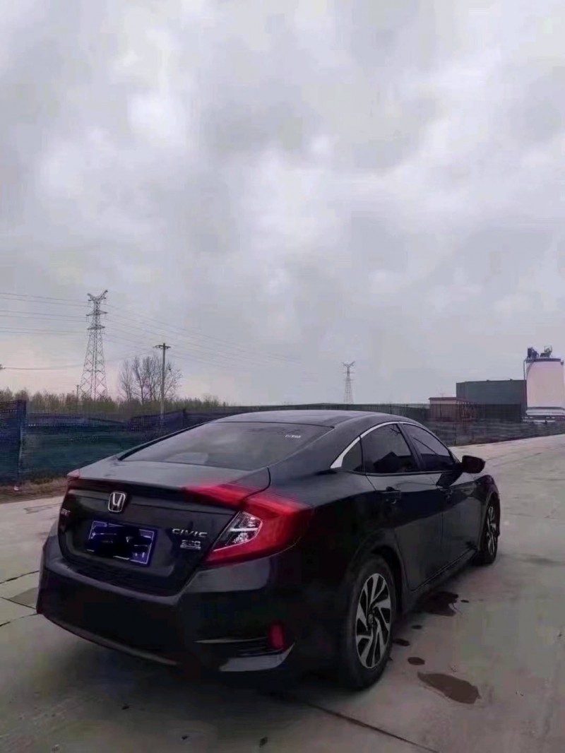 北京19年本田思域4