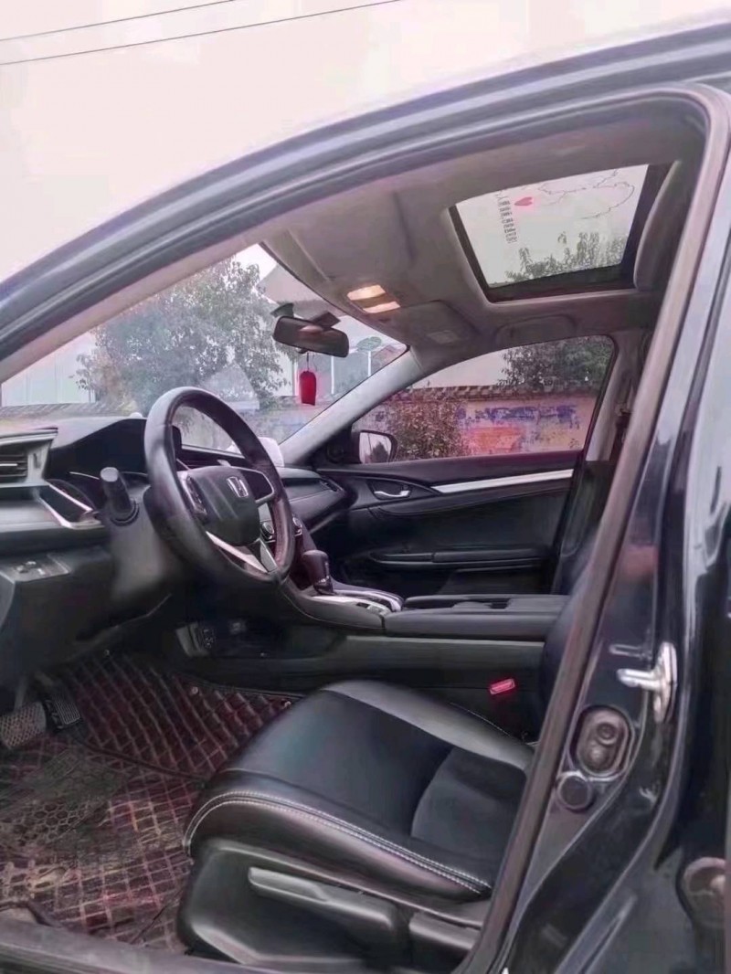 北京19年本田思域5