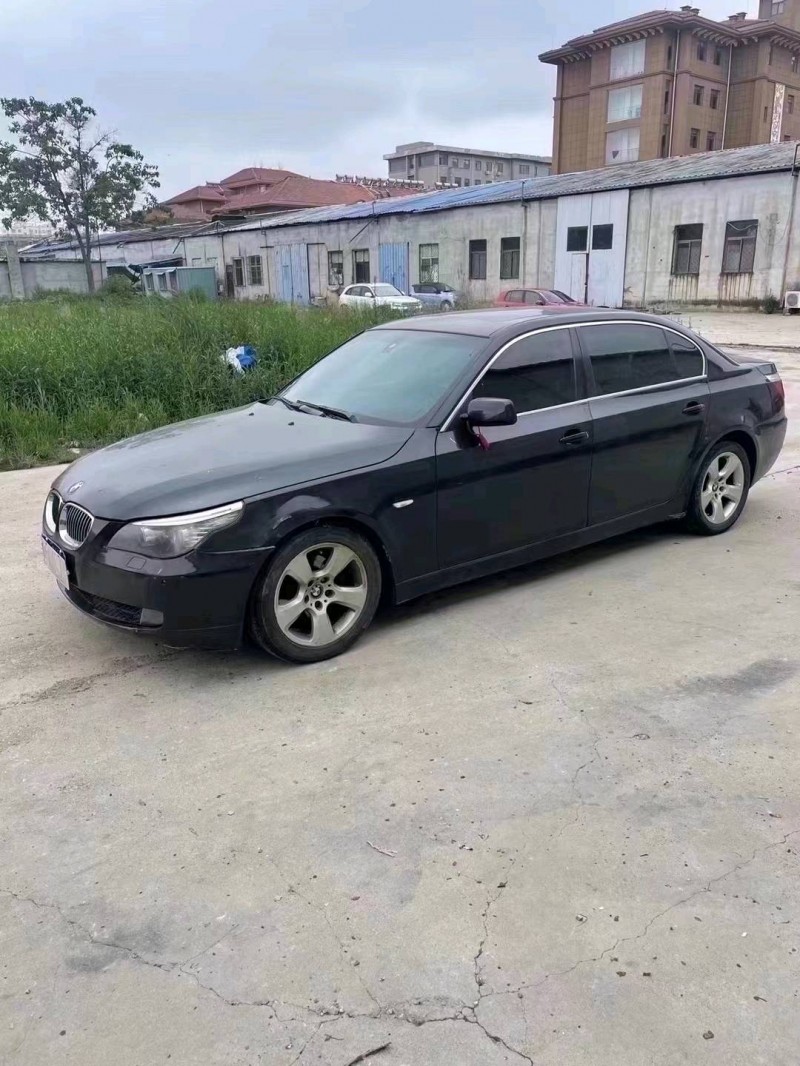 北京09年宝马5系4