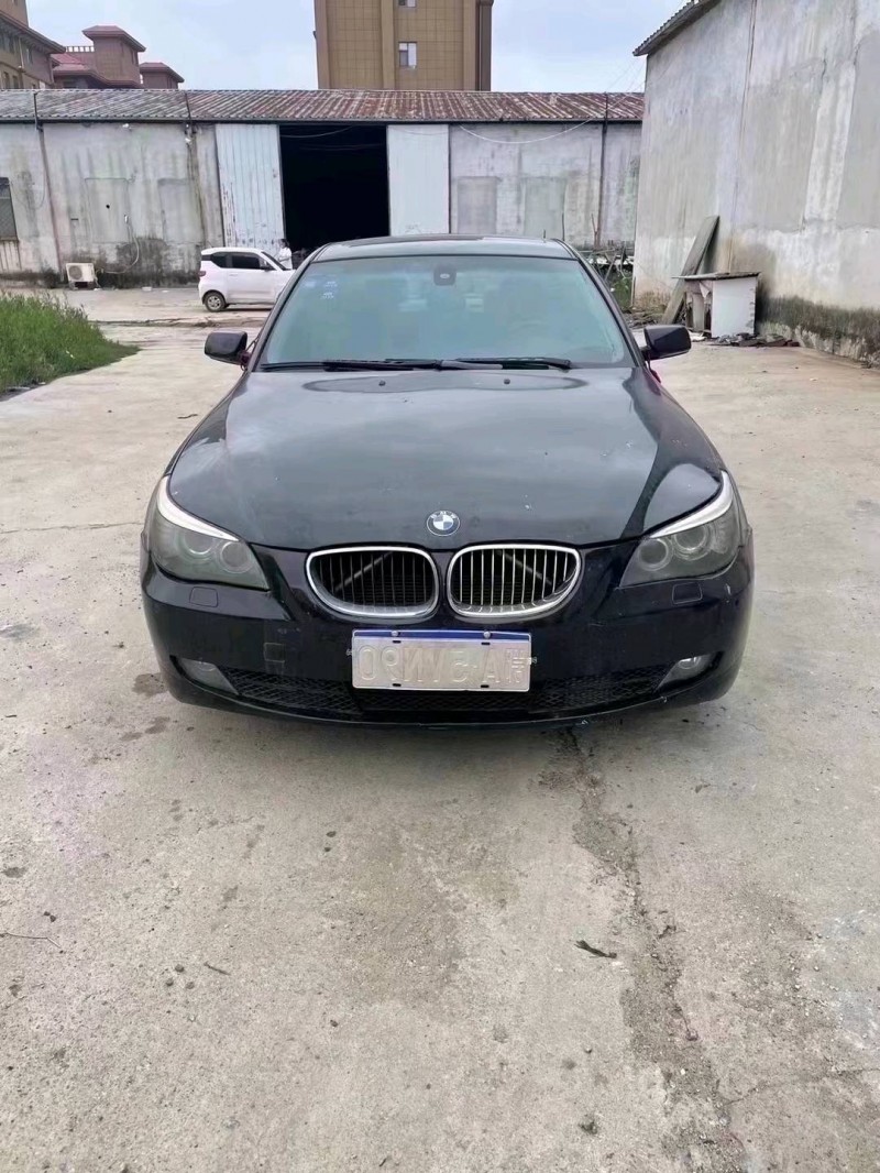 北京09年宝马5系5