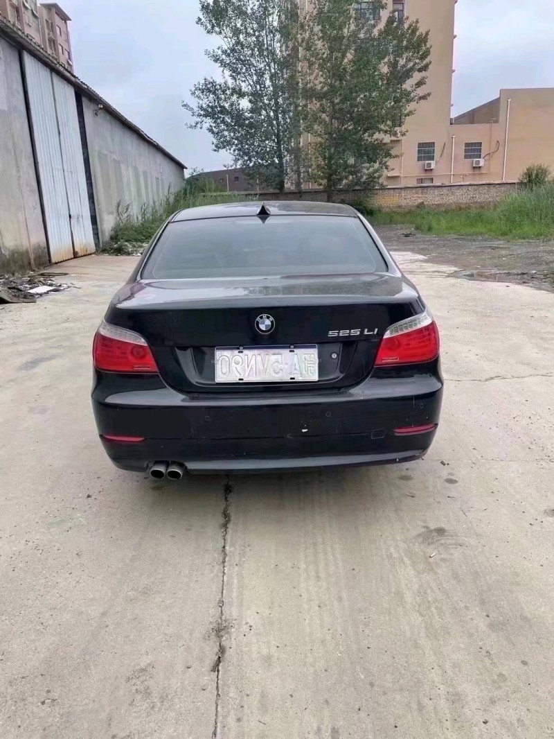 北京09年宝马5系8