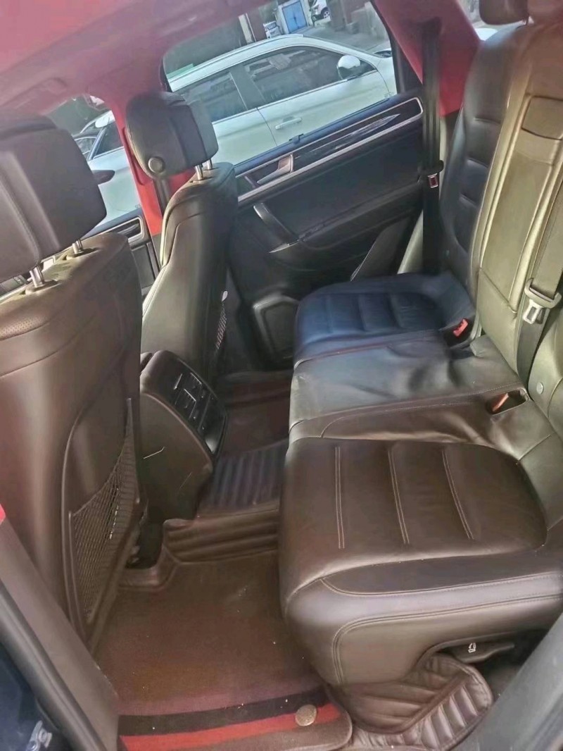 北京16年大众途锐7