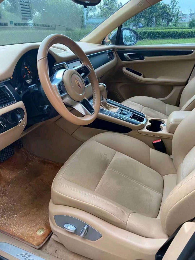 东营15年保时捷Macan5