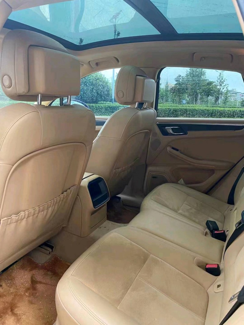 东营15年保时捷Macan2