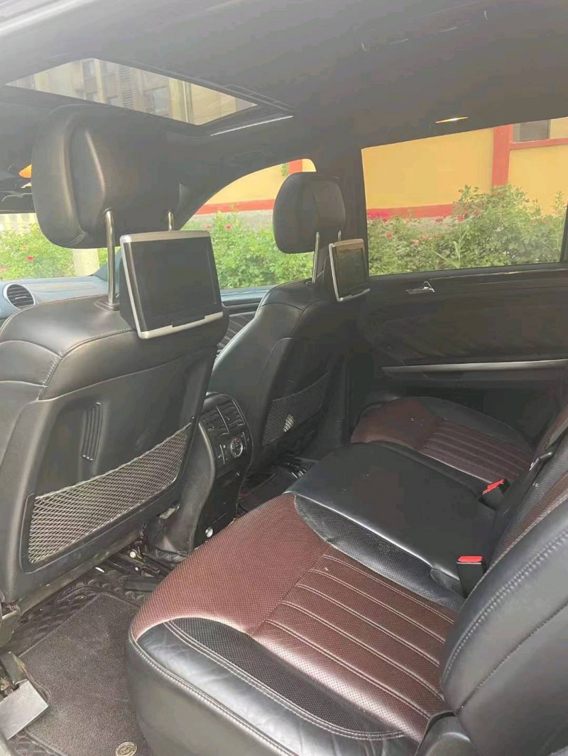 东营13年奔驰GL6