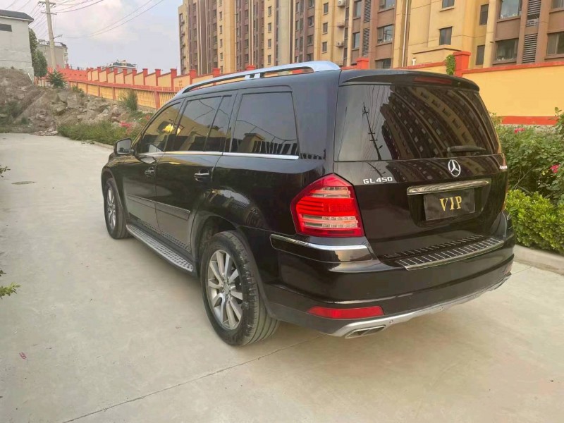 东营13年奔驰GL7