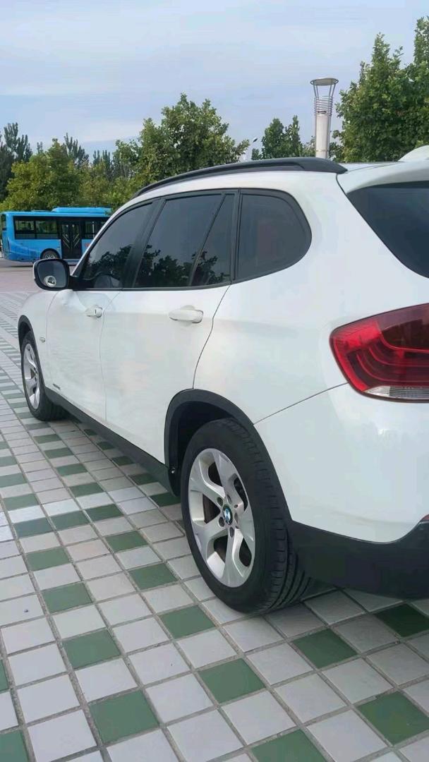 北京12年宝马X14