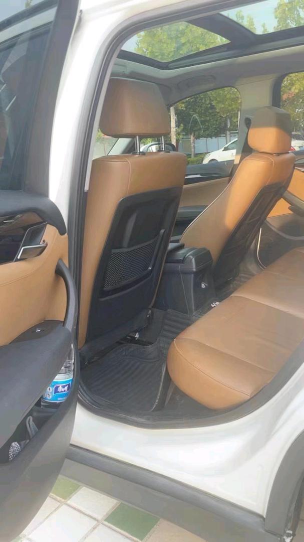 北京12年宝马X15