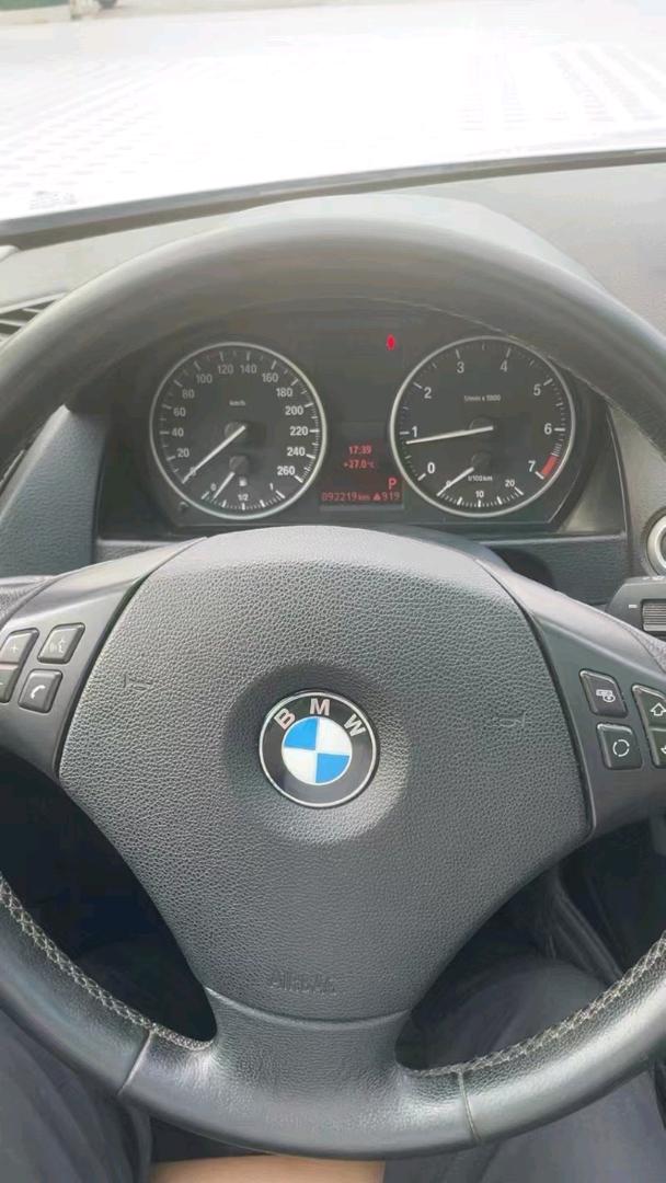 北京12年宝马X18