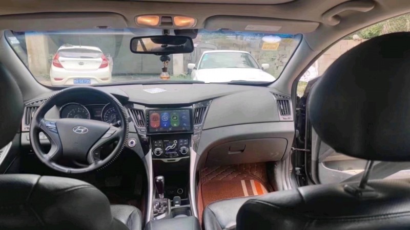 北京11年现代索纳塔八6