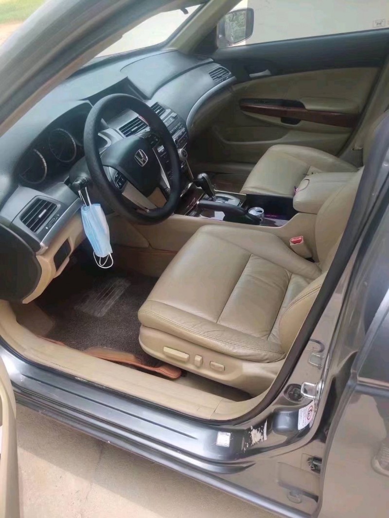 北京12年本田雅阁5