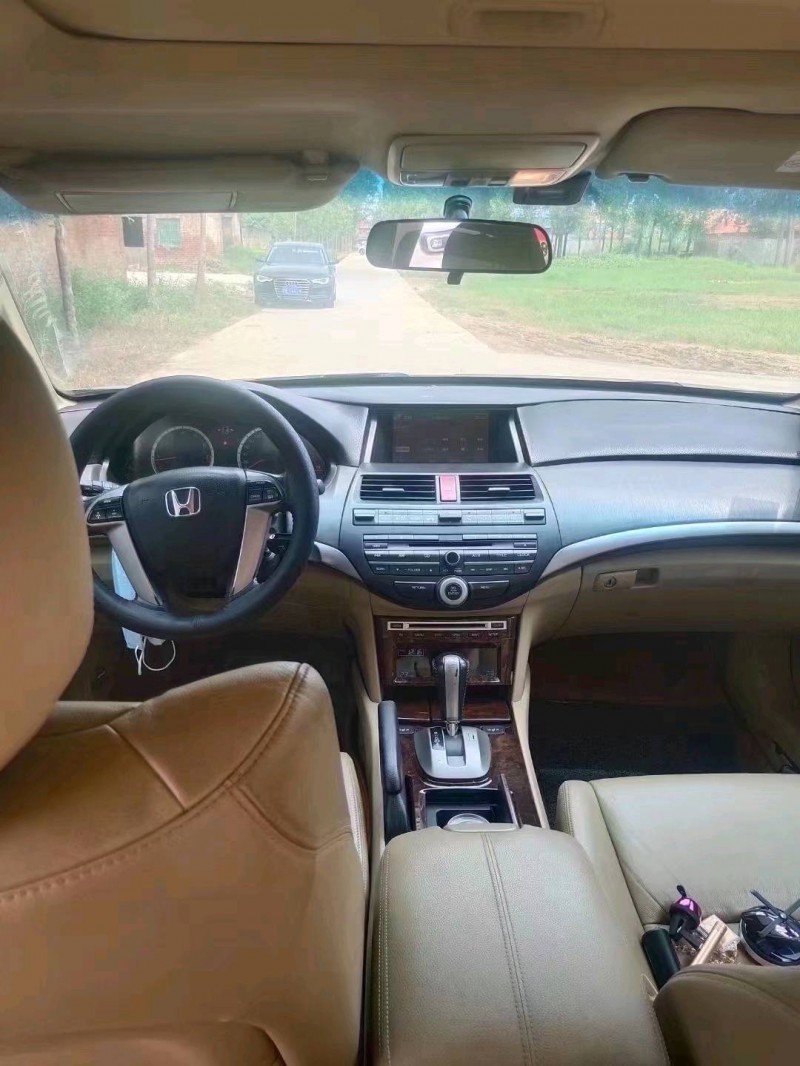 北京12年本田雅阁2