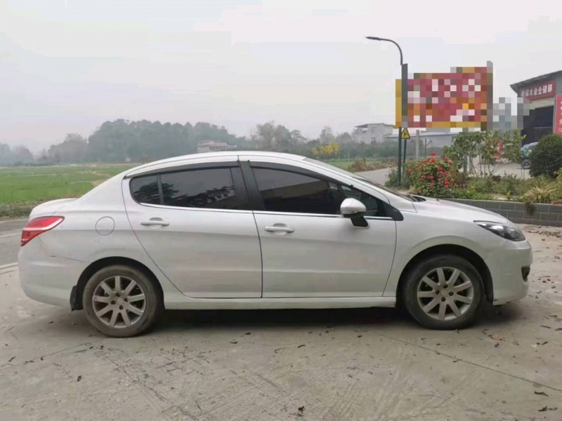 成都18年标致3081