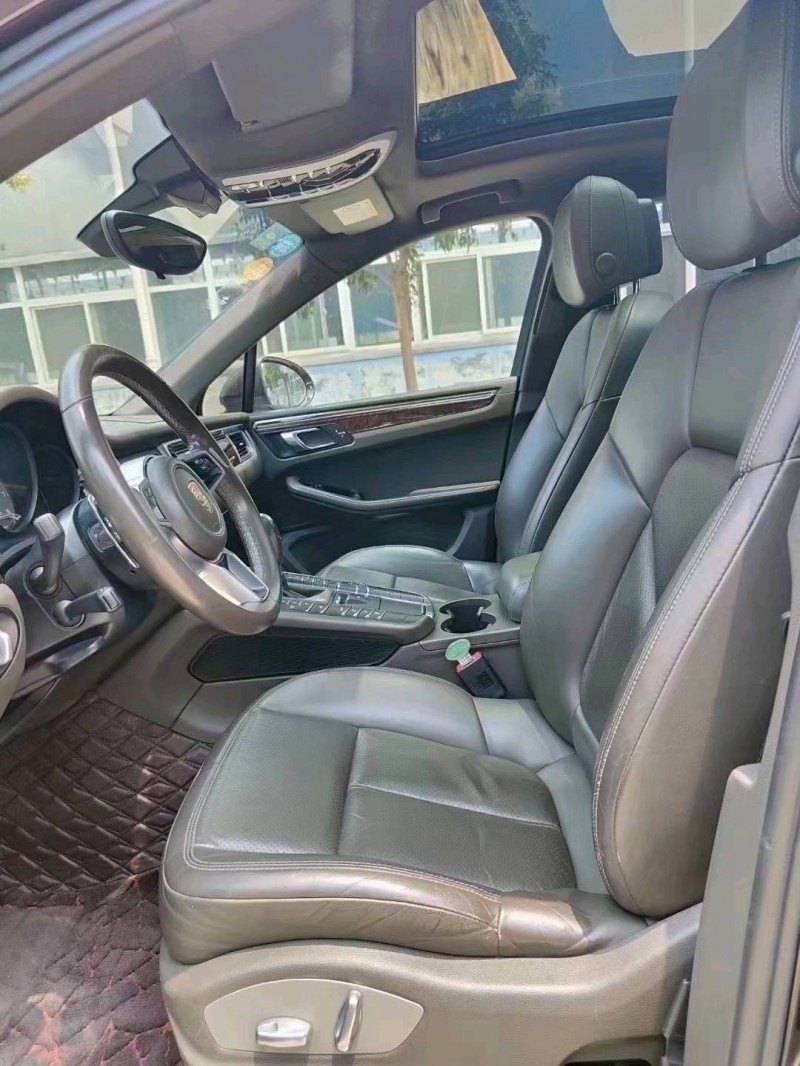 北京15年保时捷Macan5