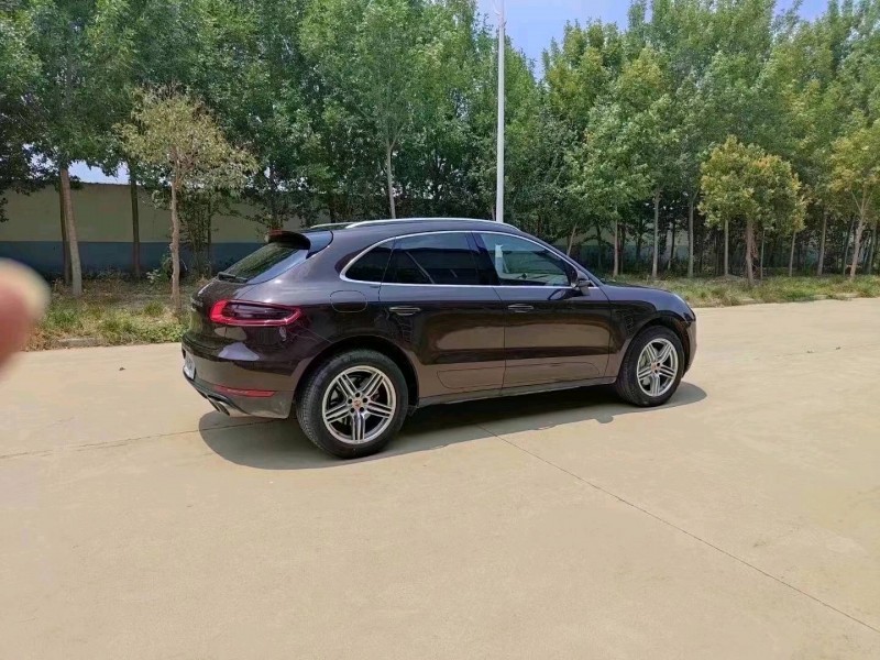 北京15年保时捷Macan4