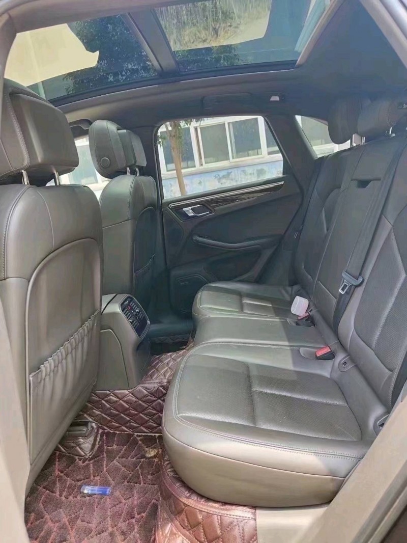 北京15年保时捷Macan8