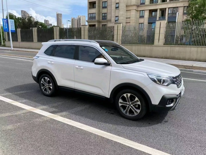 徐州19年起亚智跑2