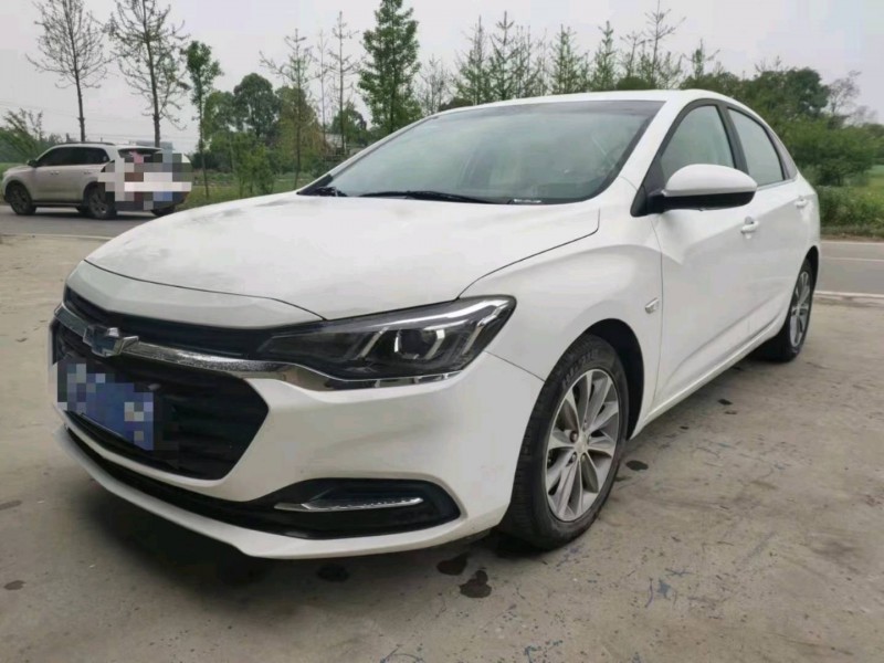 成都21年雪佛兰科鲁泽3