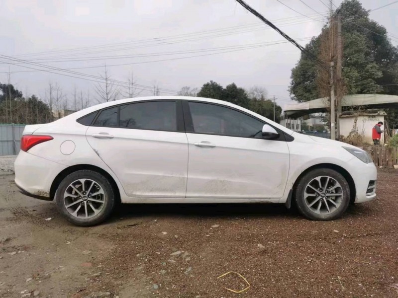 成都21年奇瑞艾瑞泽59