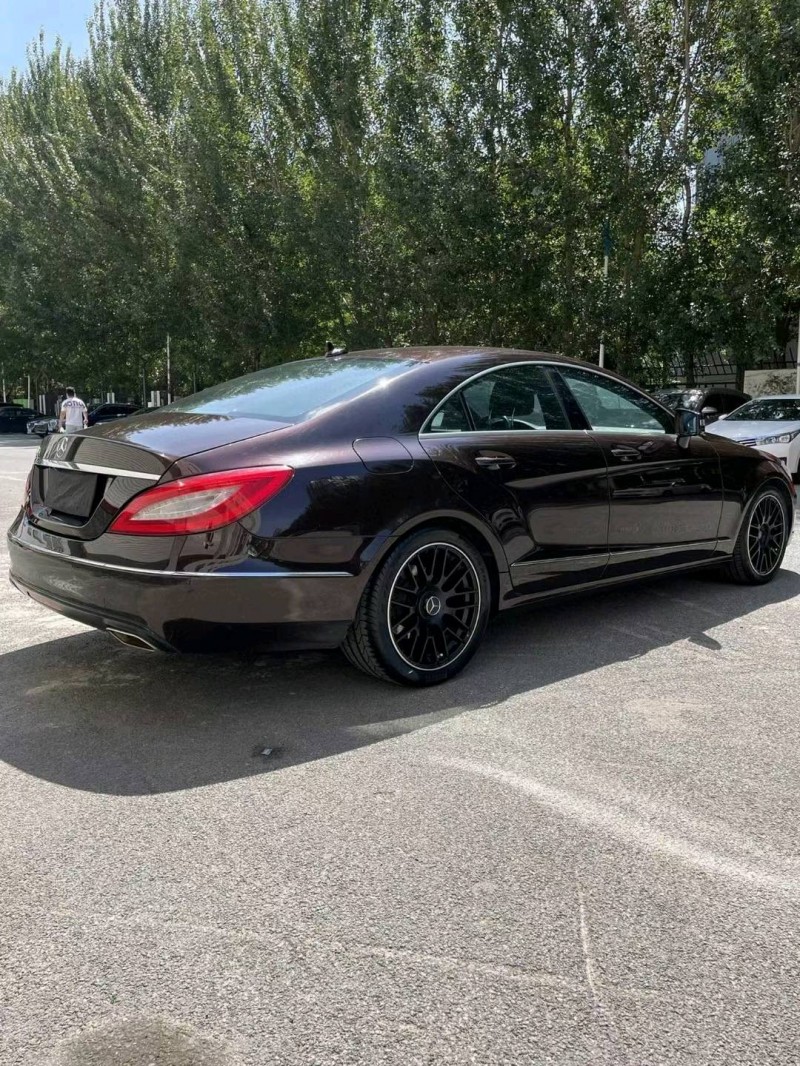 沈阳13年奔驰CLS4