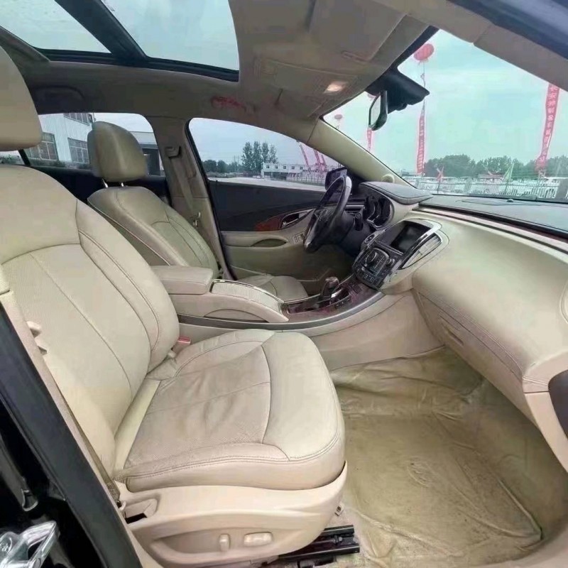 北京11年别克君越8