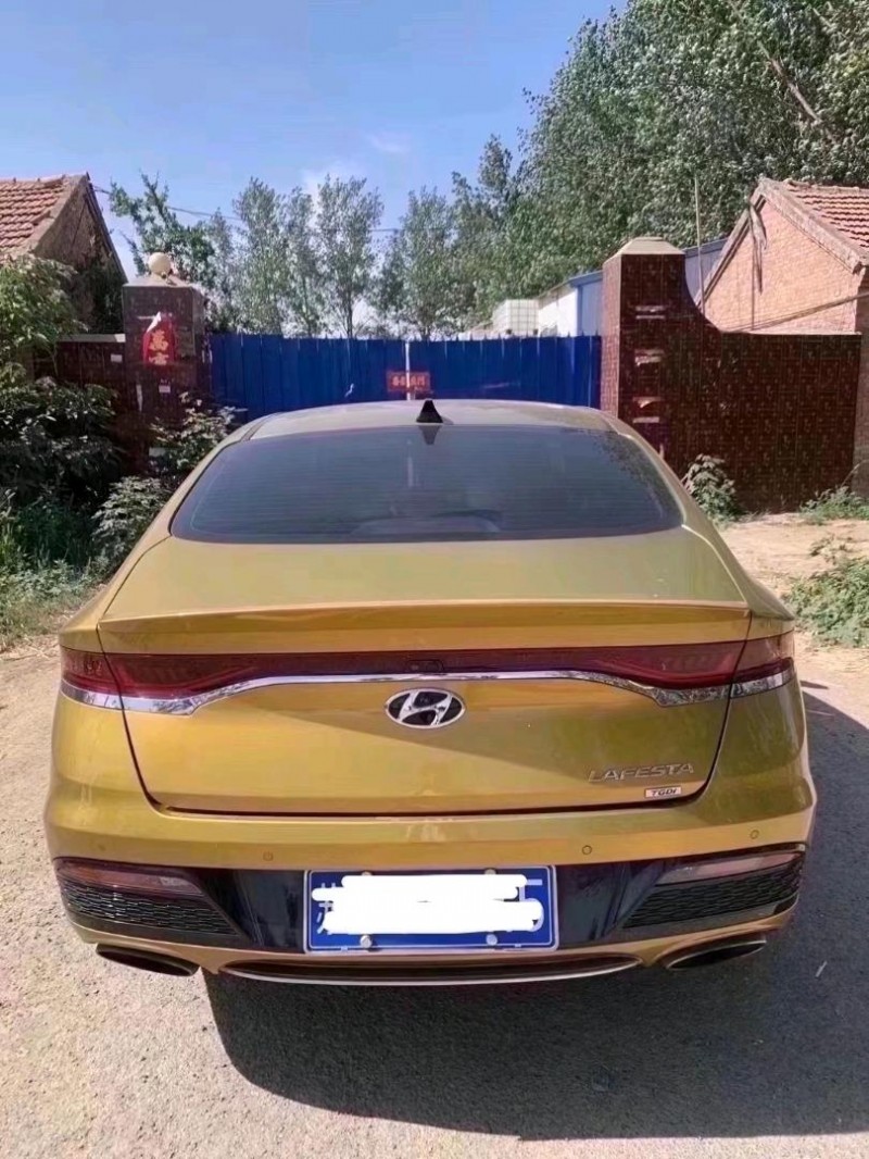 北京18年现代菲斯塔7