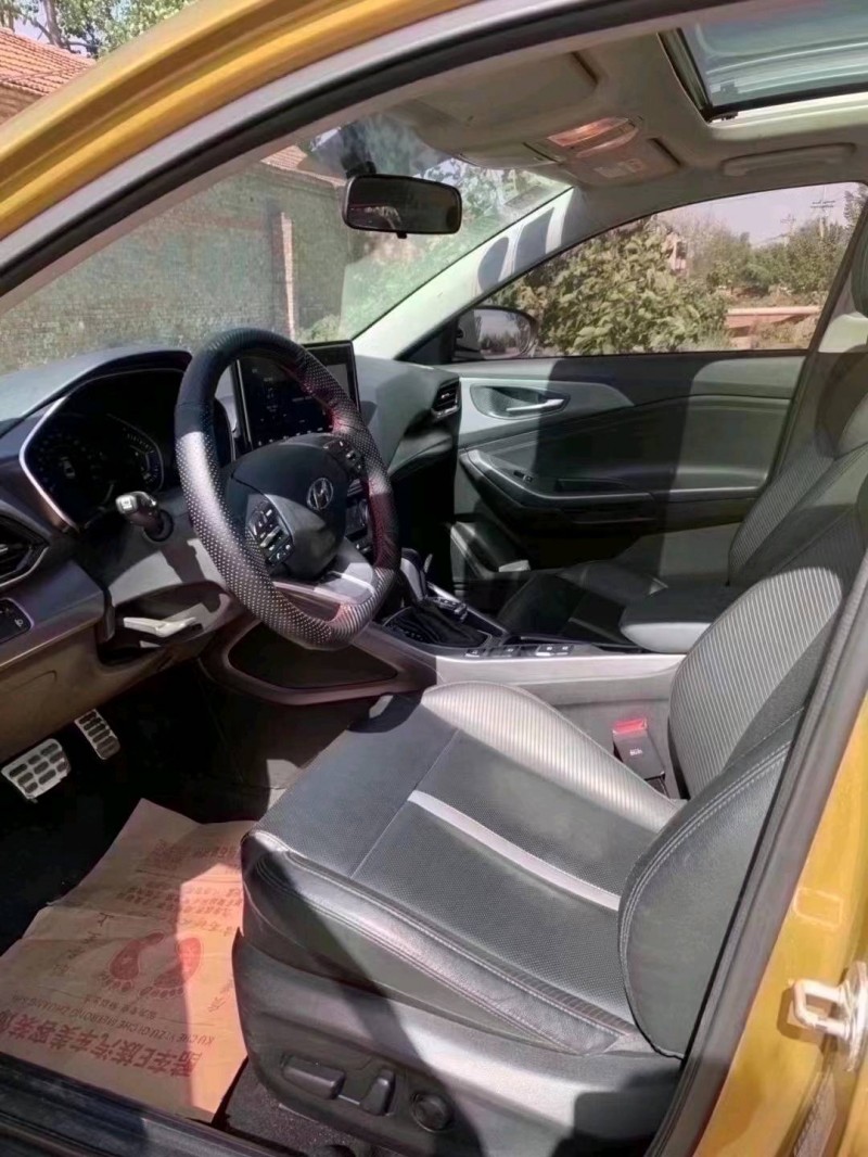 北京18年现代菲斯塔6