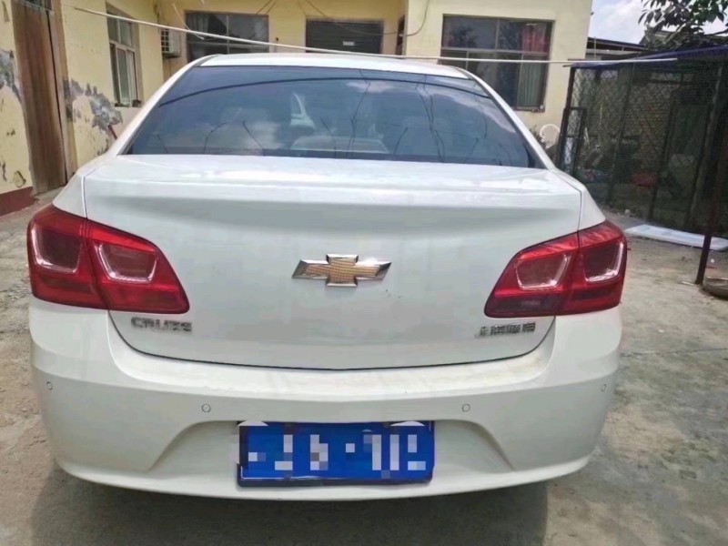 北京15年雪佛兰科鲁兹8