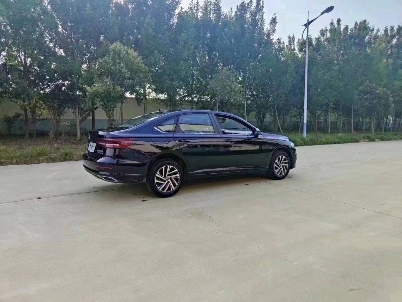 北京22年大众朗逸5