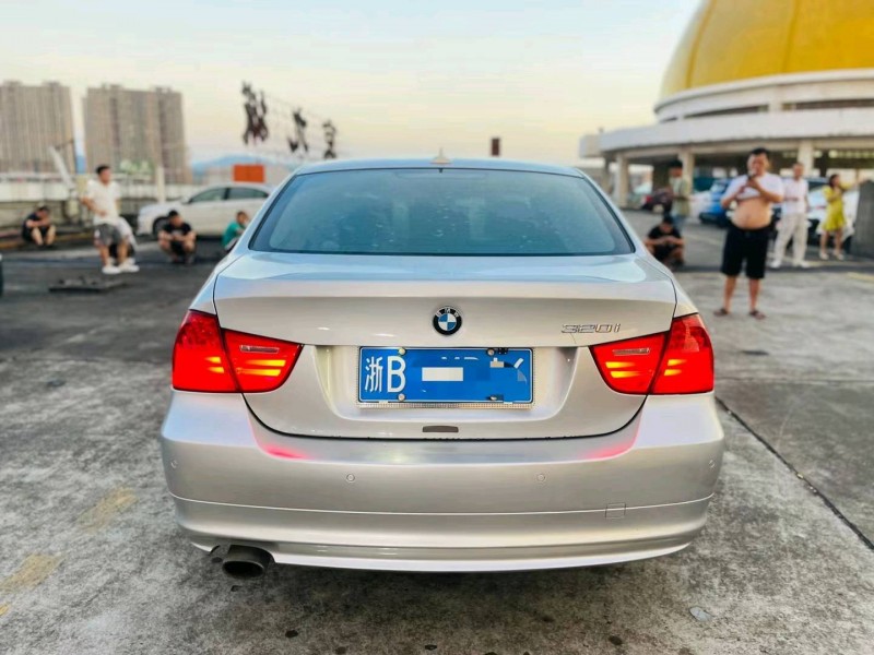 东莞10年宝马3系9
