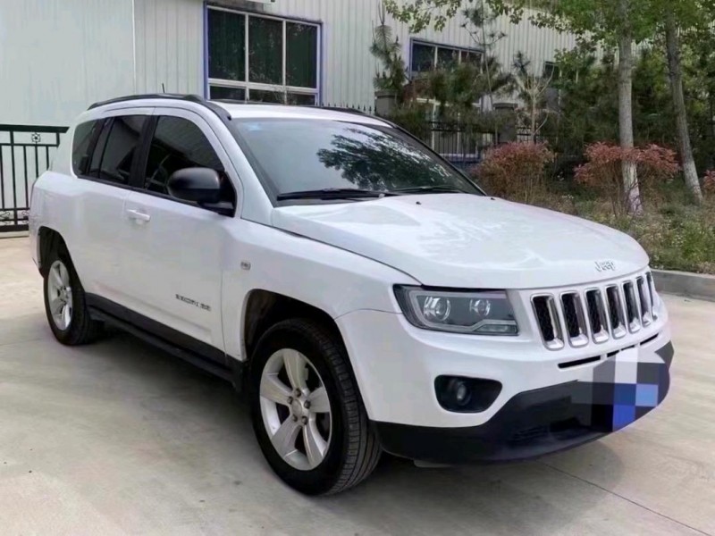 青島13年Jeep指南者5