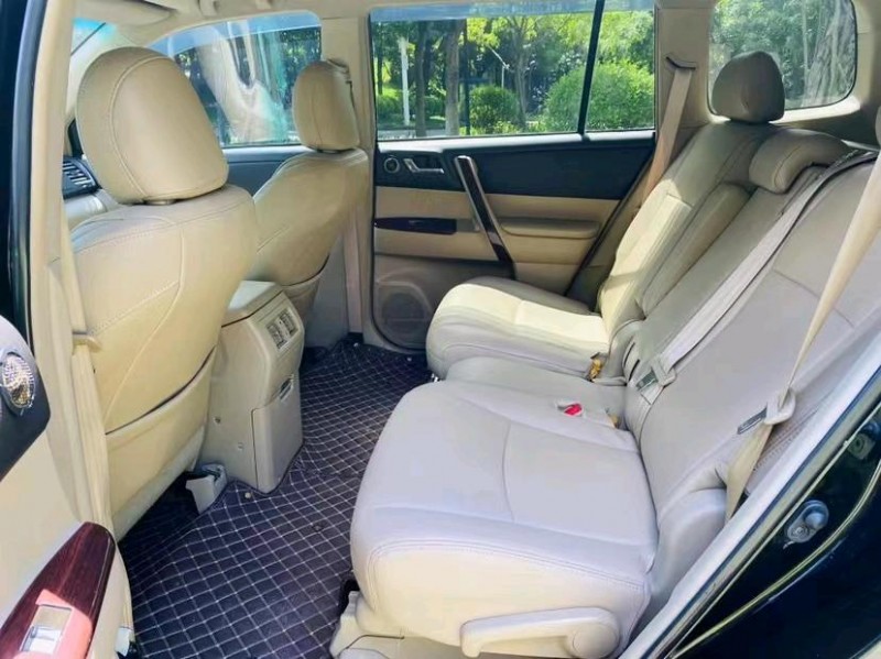 东莞12年丰田汉兰达6