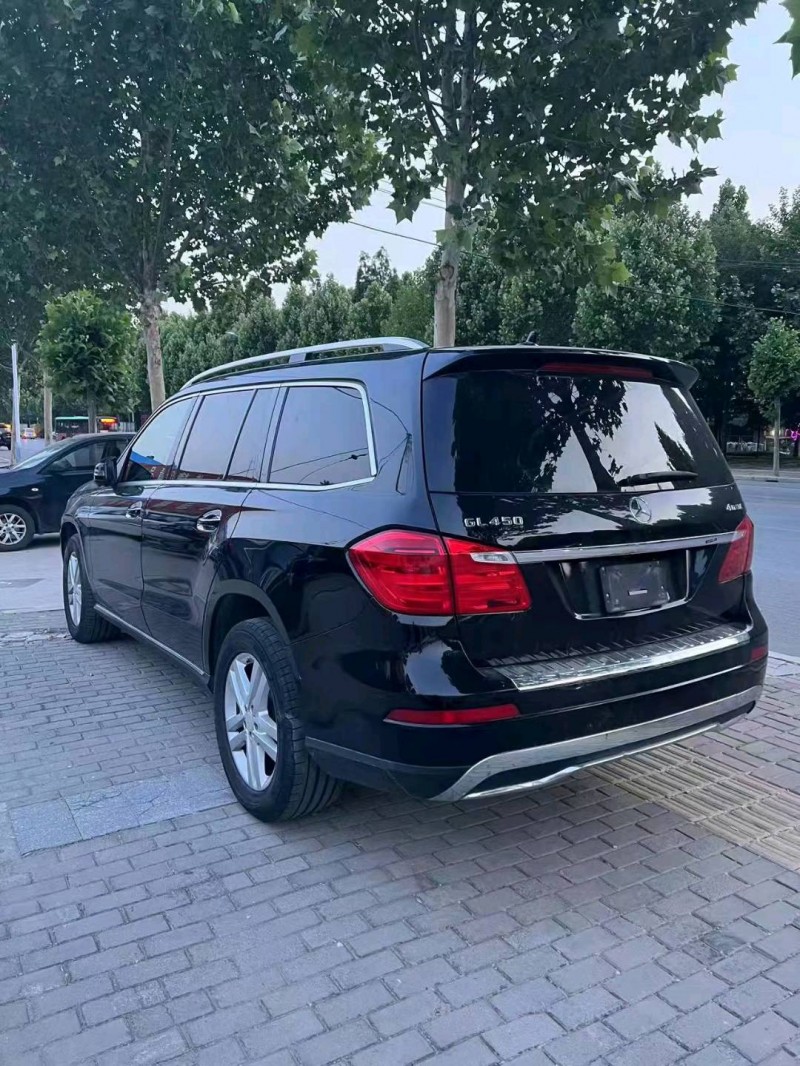 东营16年奔驰GL9