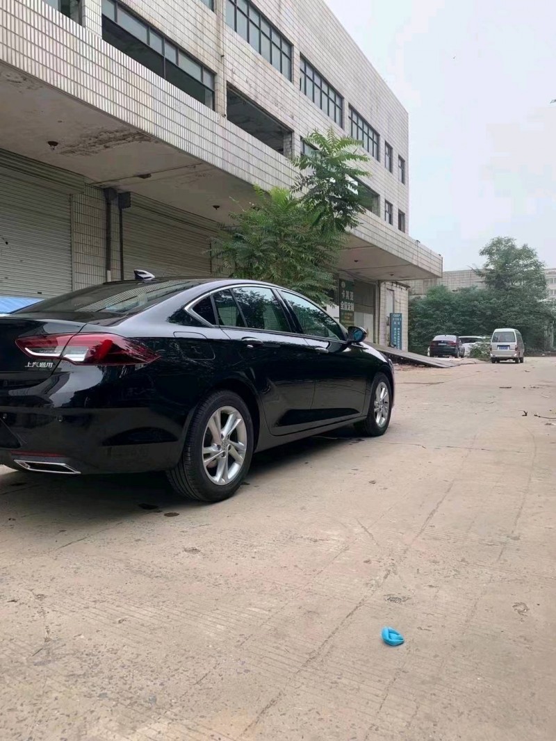 邢台22年别克君威3