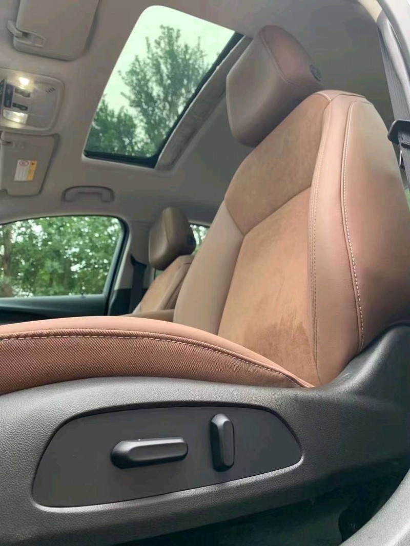 邢台22年别克君威5