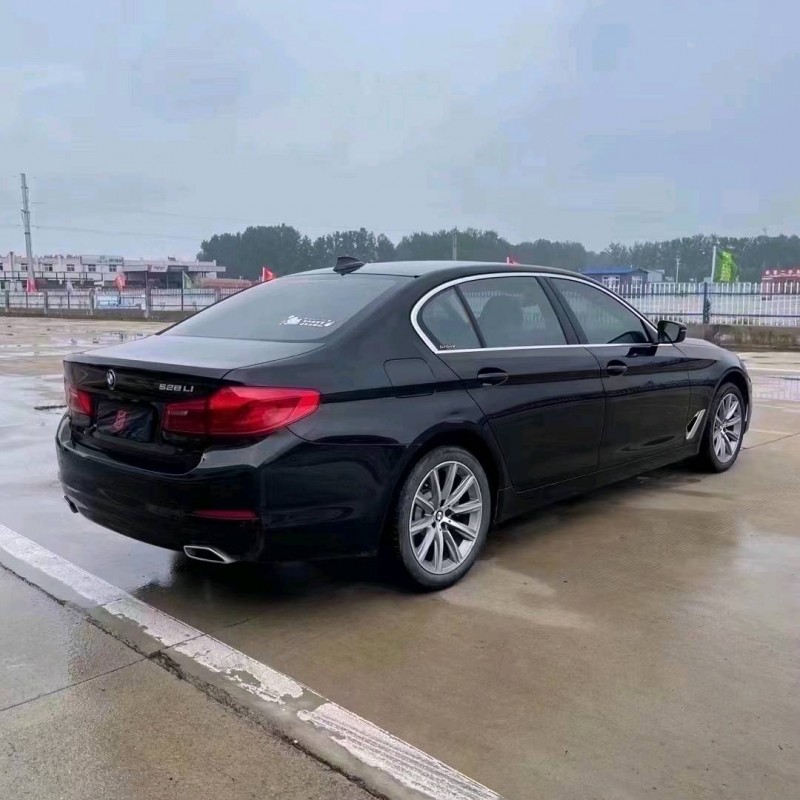 北京18年宝马5系9