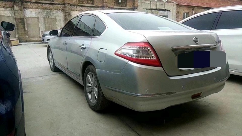 北京11年日产天籁2