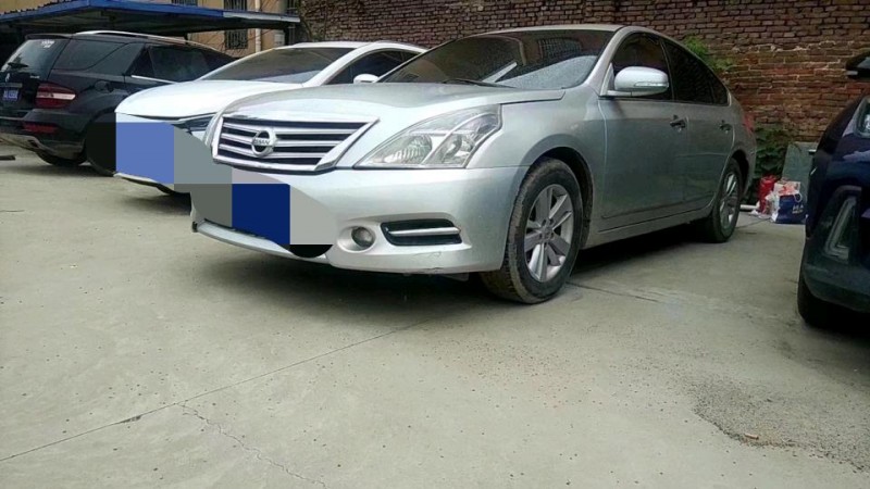 北京11年日产天籁5