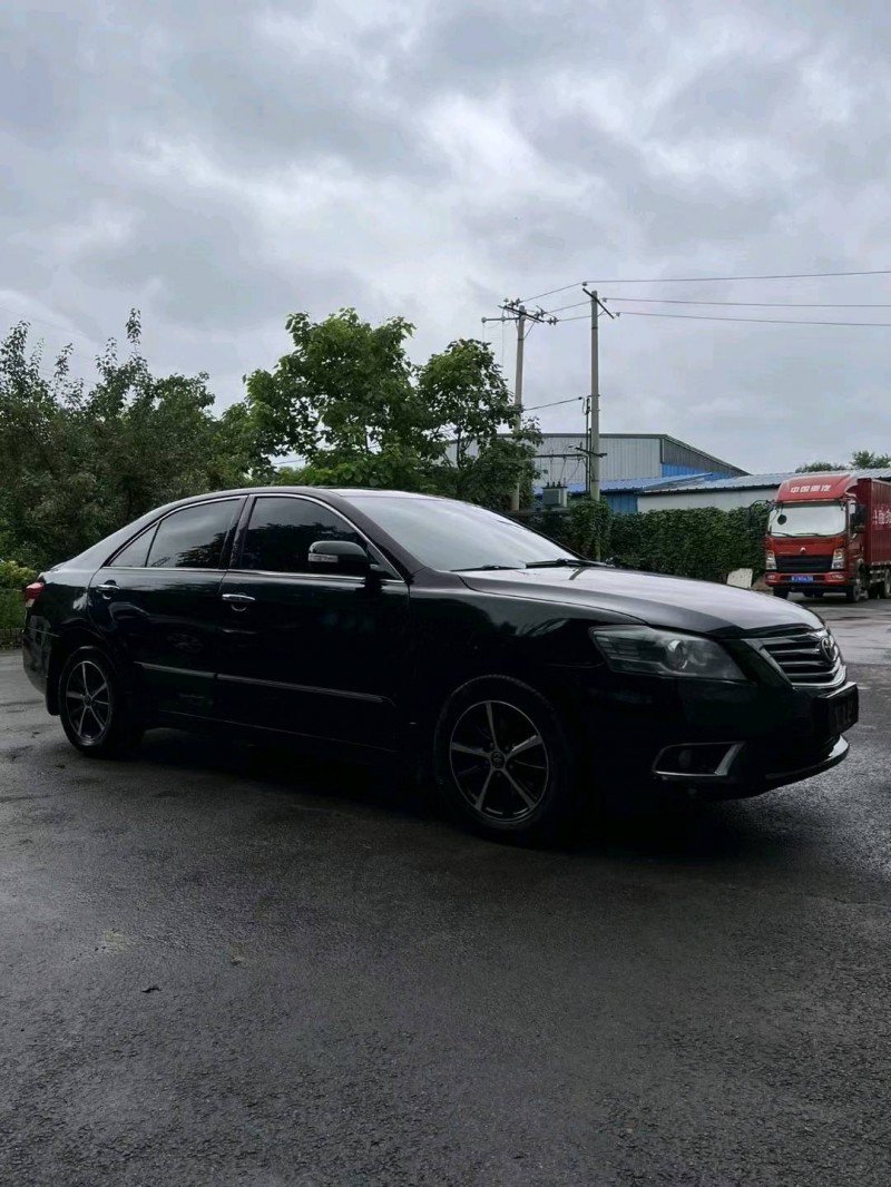 保定08年丰田凯美瑞3