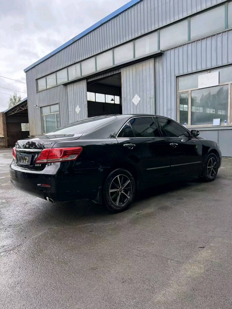 保定08年丰田凯美瑞5