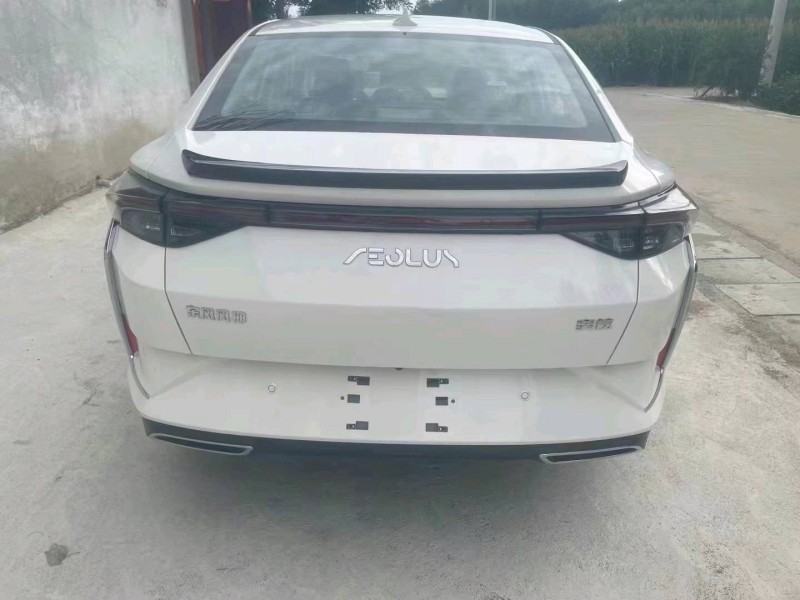 济宁22年东风奕炫6