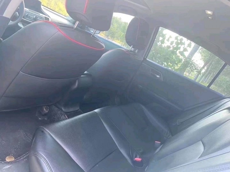 青岛15年本田雅阁5