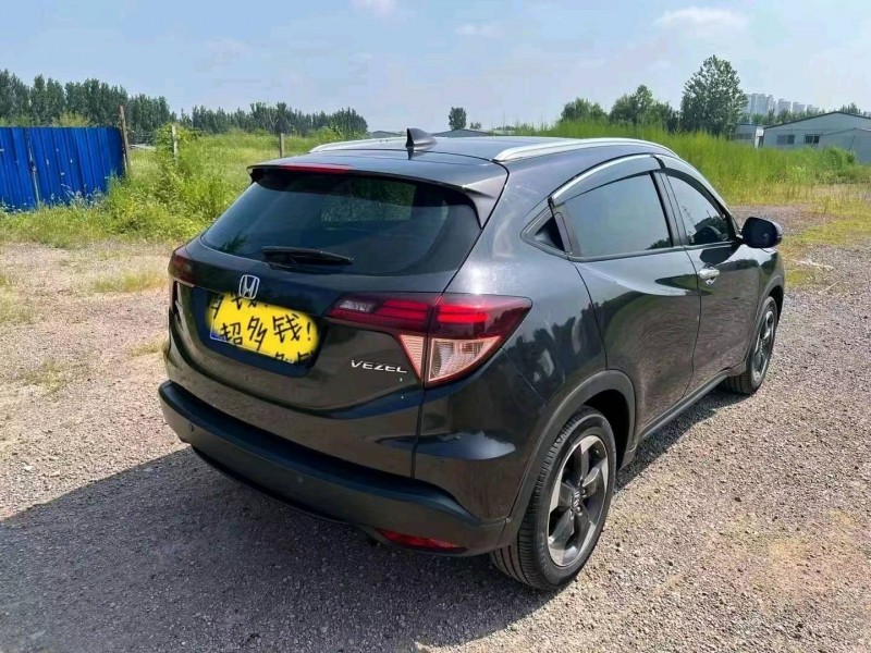 济宁15年本田缤智2