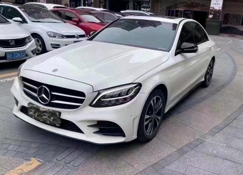 广州19年奔驰C2